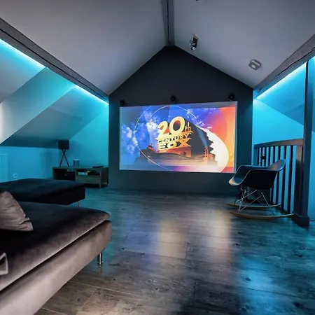 The Grey House بيت للعطل