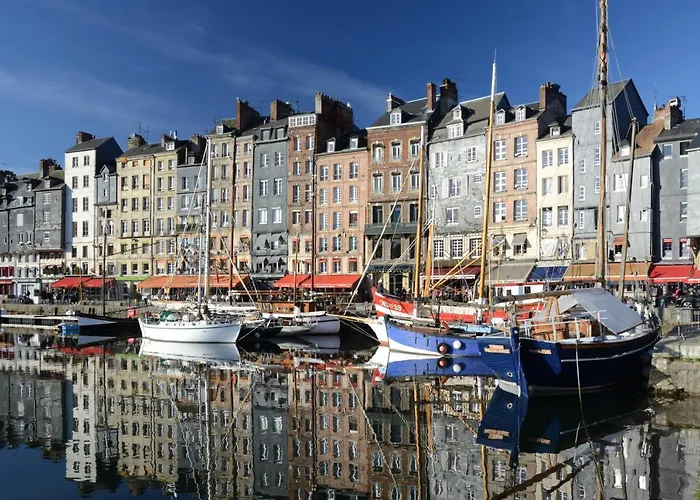 The Grey House Дом отдыха *